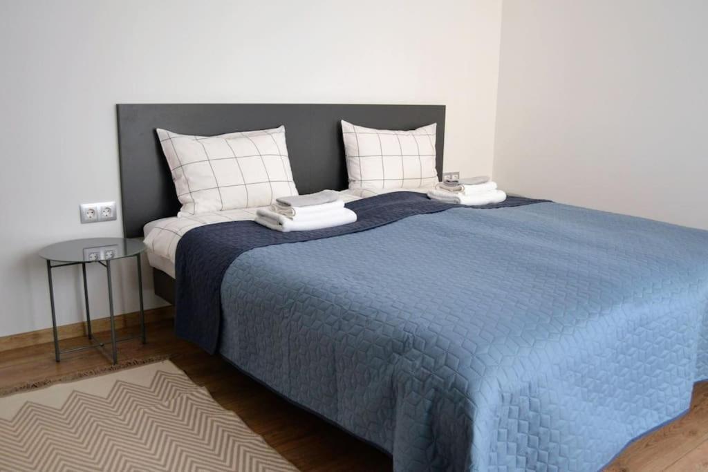 Modern City Center 2 Bedroom Apartment Sofia Exterior photo